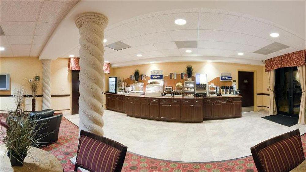 Holiday Inn Express Hotel & Suites Clewiston By Ihg Екстериор снимка