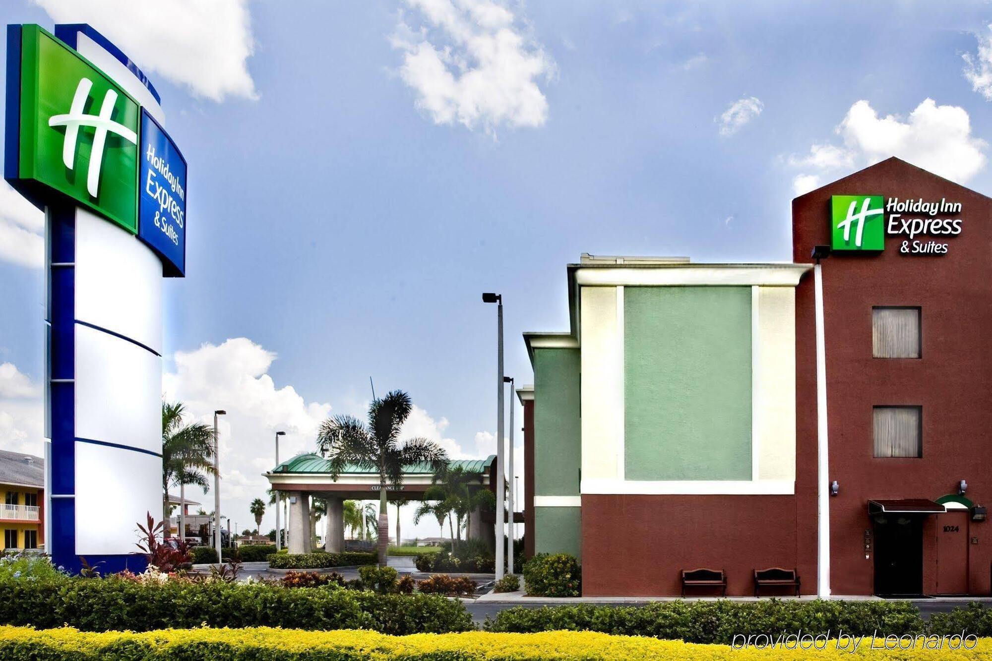 Holiday Inn Express Hotel & Suites Clewiston, An Ihg Hotel Екстериор снимка