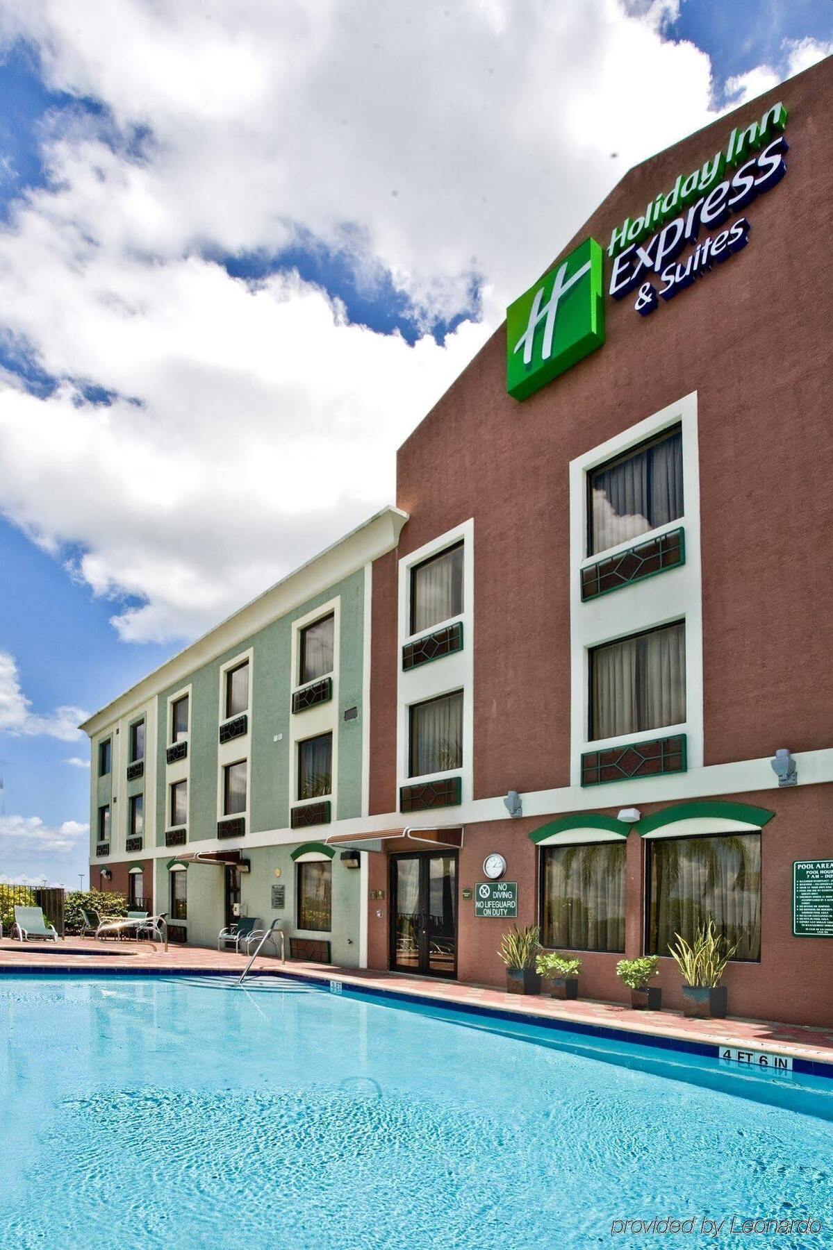 Holiday Inn Express Hotel & Suites Clewiston, An Ihg Hotel Екстериор снимка