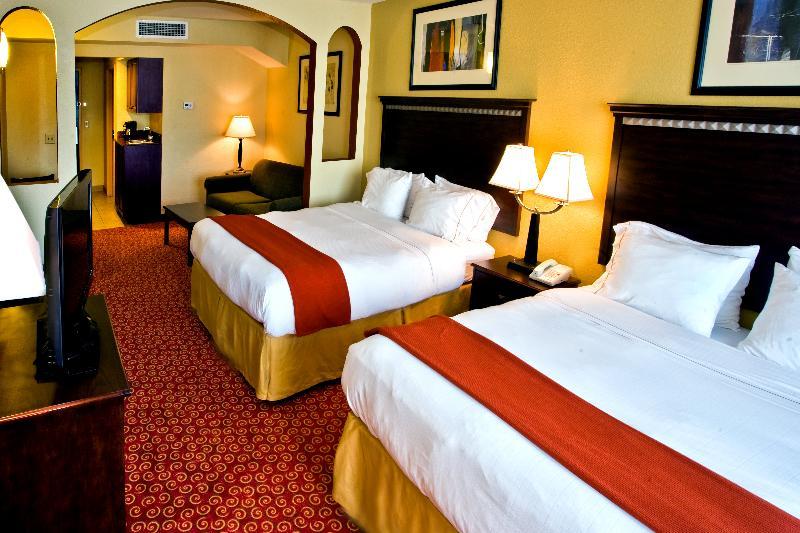 Holiday Inn Express Hotel & Suites Clewiston By Ihg Екстериор снимка